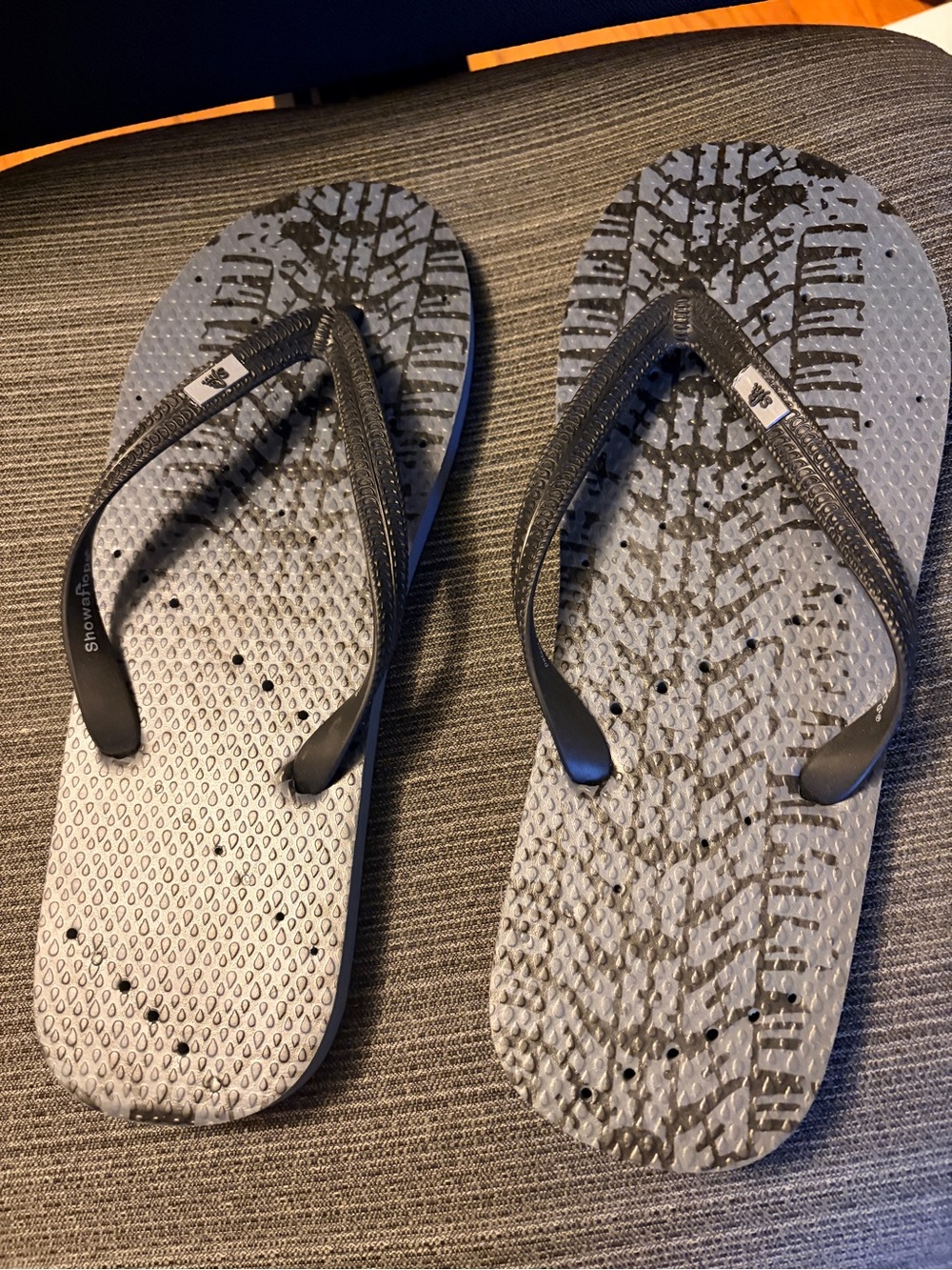 Men's Gray Flip-Flops with Black Straps